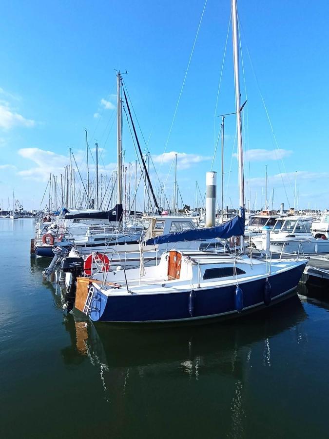 Le Kenav - Studio A 300 M Du Port Locmiquelic Exterior foto